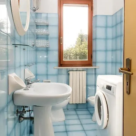 M120 - Marcelli, Trilocale Con Giardino A 150mt Dal Mare * Marcelli